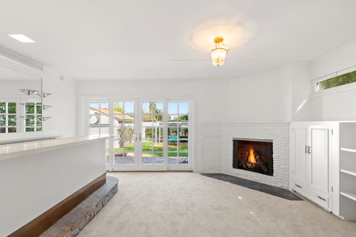 listing-img