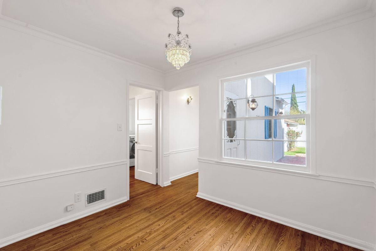 listing-img