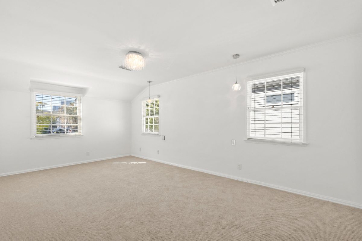 listing-img