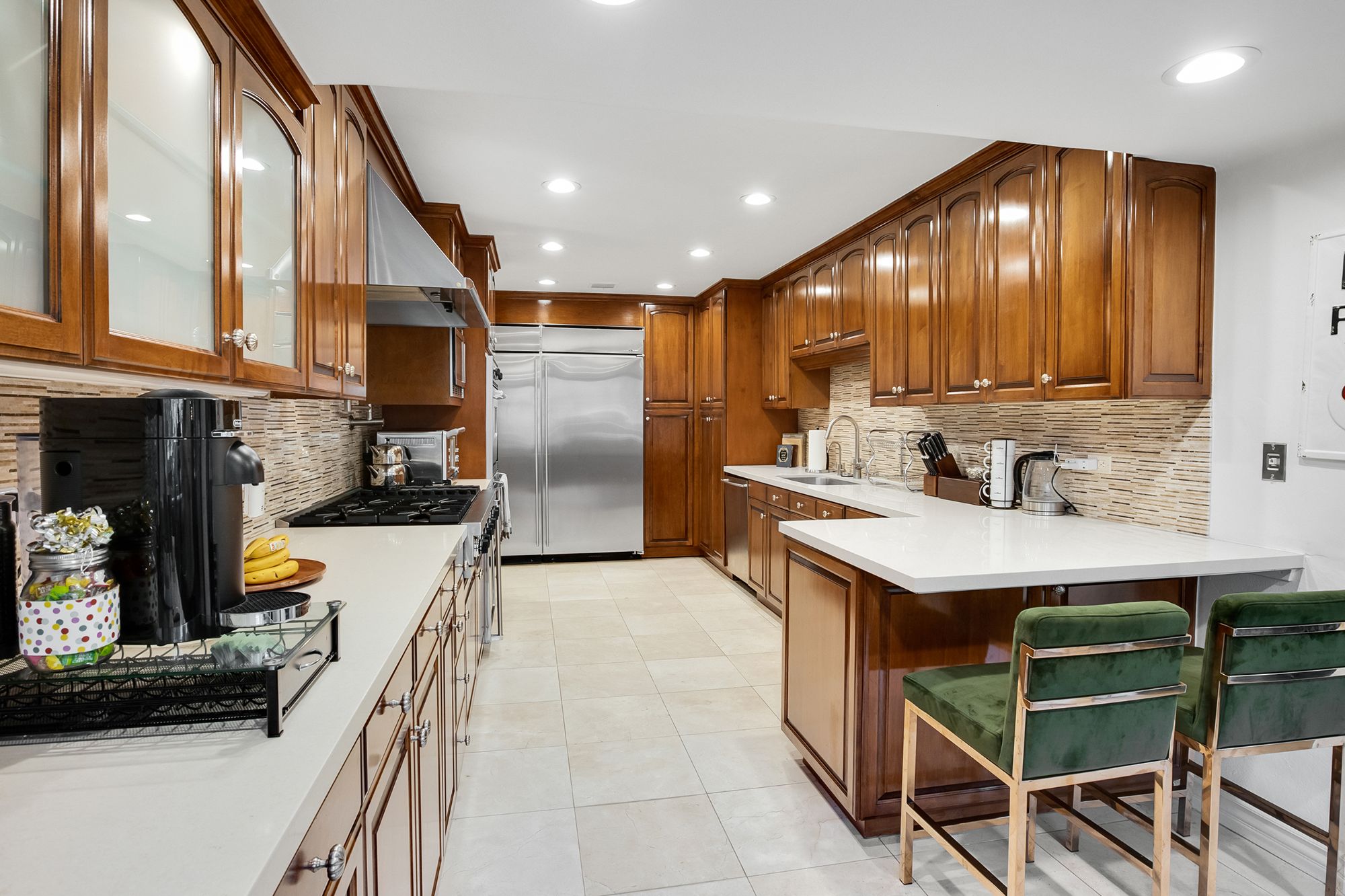 listing-img