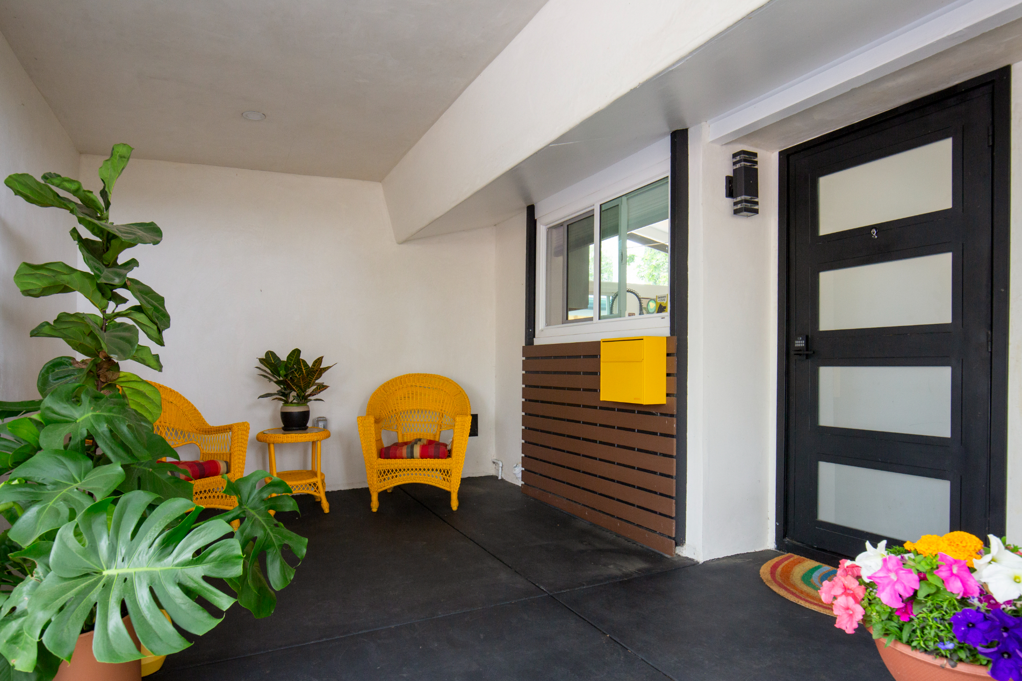 listing-img