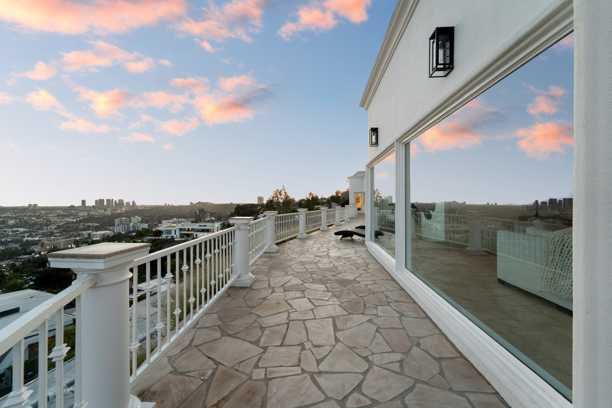 listing-img